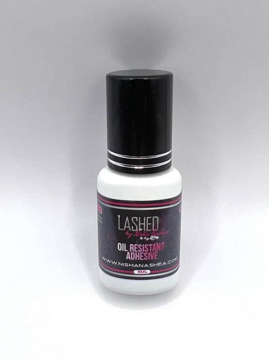 Lash glue adhesive oil resistant